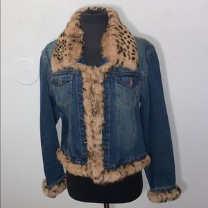🧥La Fiorentina denim jacket w/ fur on collar🧥